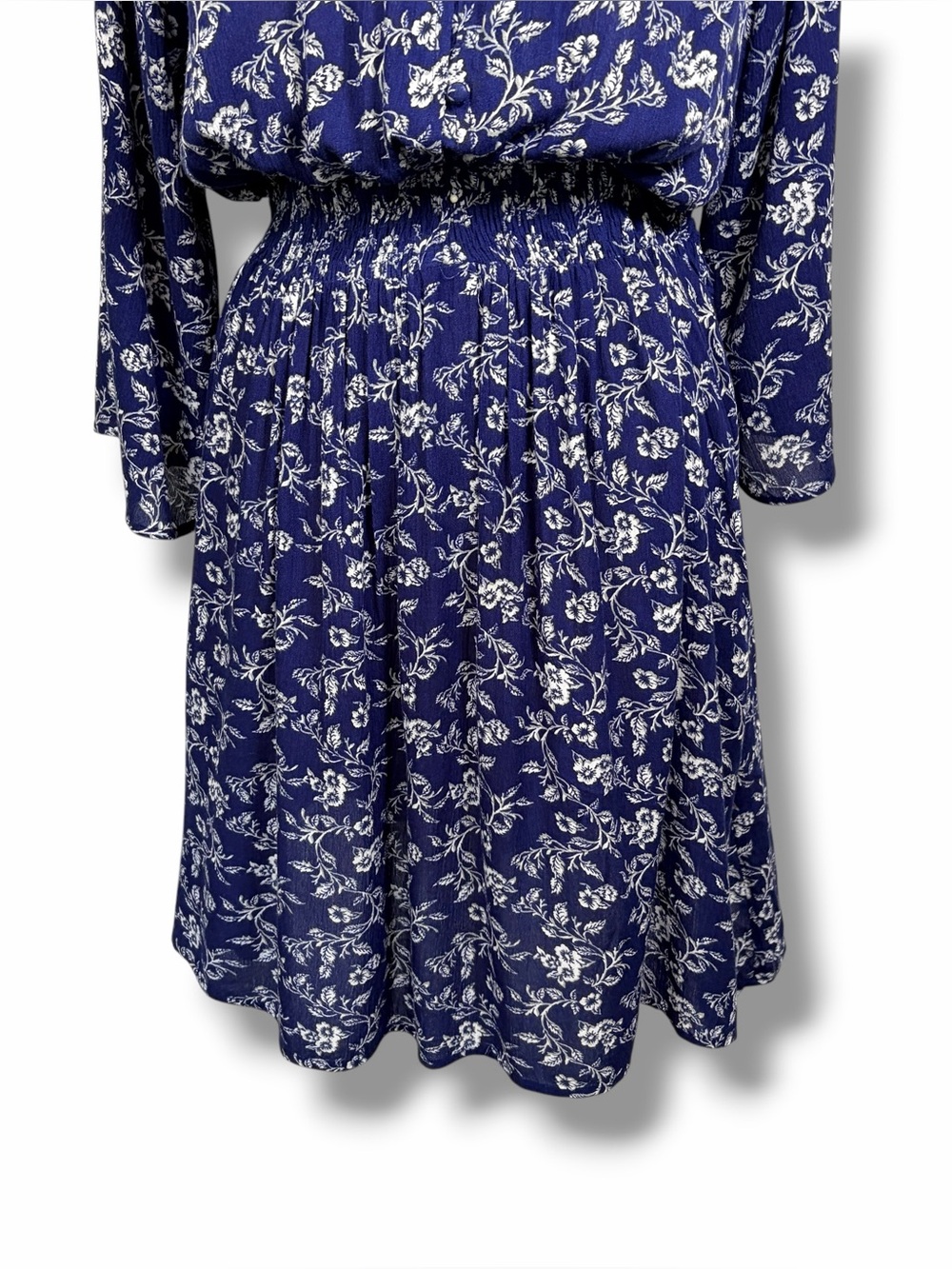 J.GHEE Navy Blue & White Floral Boho Flare Sleeve V-Neck Mini Dress, 1X - Picture 3 of 11